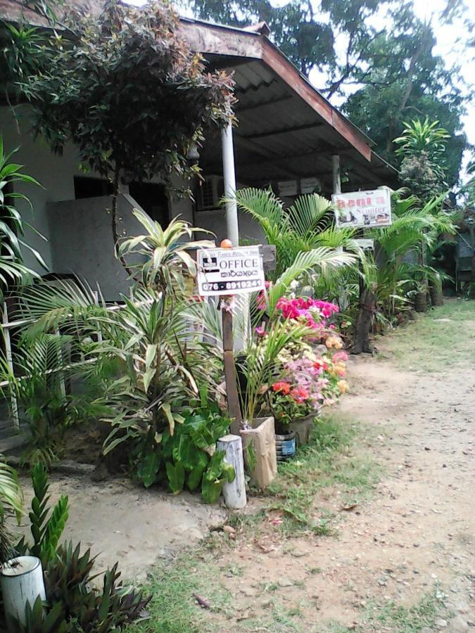 Lotus Inn Tourist Resort Dambulla Exterior foto